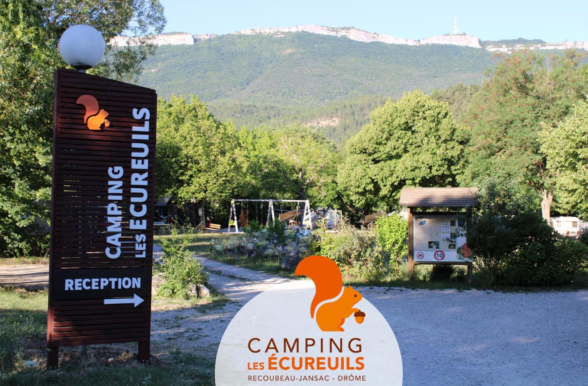 Campingplatz Habitat Createur - Hebergements Insolites Au Municipal 
