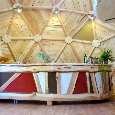 Habitat Createur - Hebergements Insolites Au Camping Municipal 