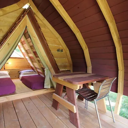 Habitat Createur - Hebergements Insolites Au Camping Municipal 