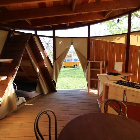 Habitat Createur - Hebergements Insolites Au Camping Municipal 