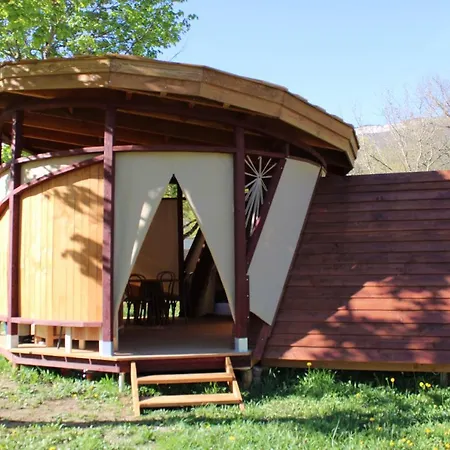 Habitat Createur - Hebergements Insolites Au Camping Municipal 